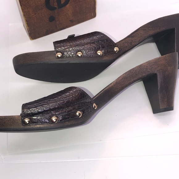 ANN TAYLOR LEATHER WOODEN CLOG SANDALS ~9M - Picture 4 of 8